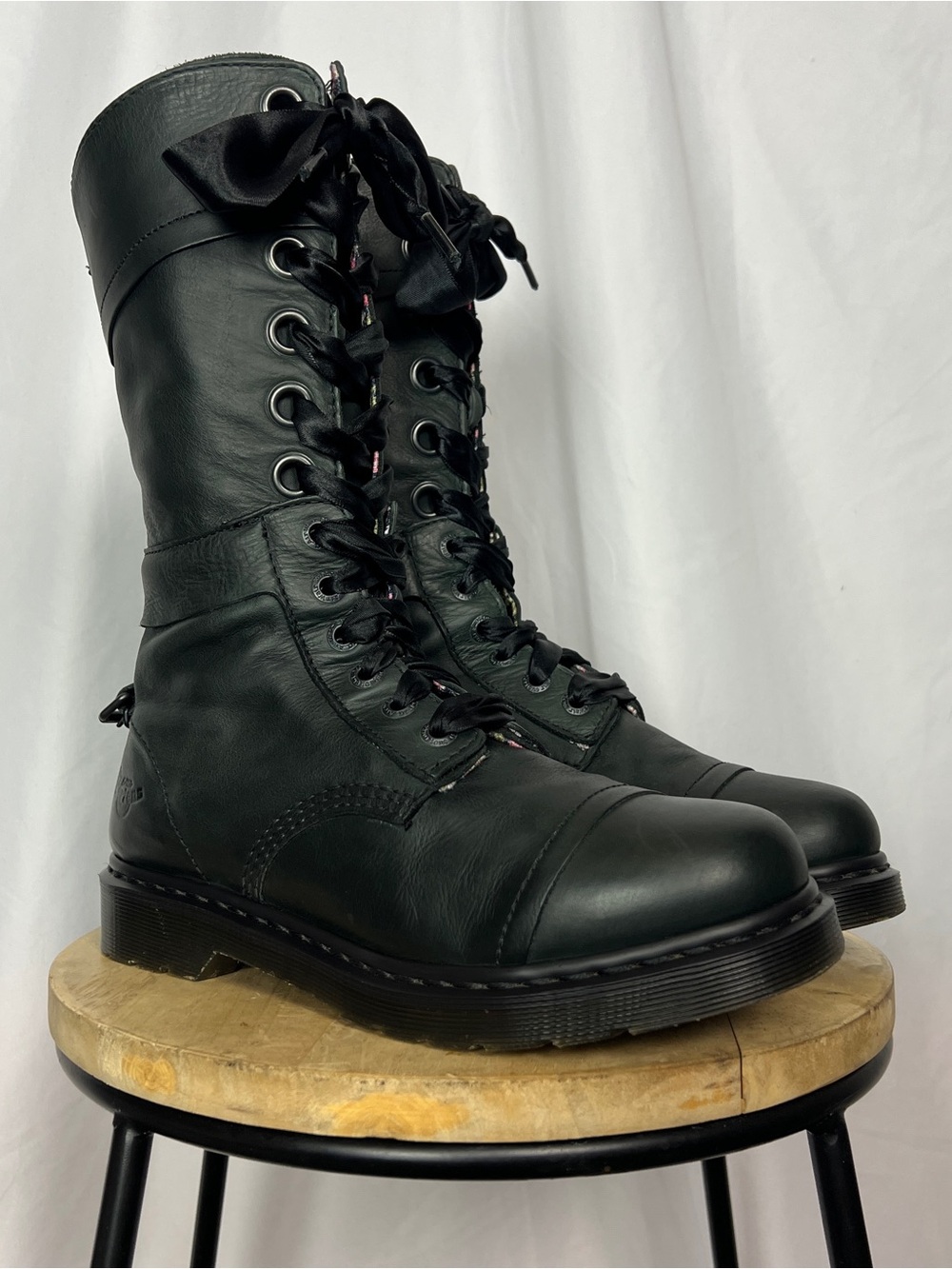 RARE Dr. Martens Triumph 1914 Dark Green Floral Fold Over Boots